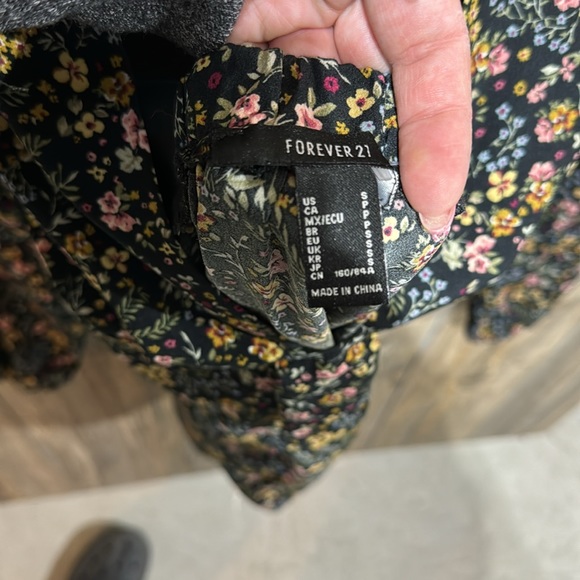 Floral Long Sleeved Mini Dress - Picture 6 of 6